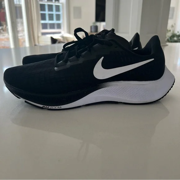 Nike Air Zoom Pegasus 37 Performance Fitness Running Shoes, Size 8.5 - Picture 6 of 13